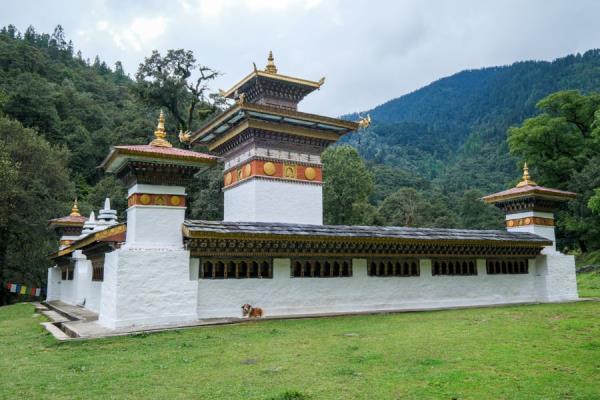 Chagri Dorjeden Cheri Gomba Chorten