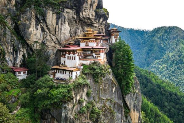 Tigers Nest Mo<em></em>nastery Hike Paro Taktsang Bhutan Travel Itinerary 7 Days Best Things To Do